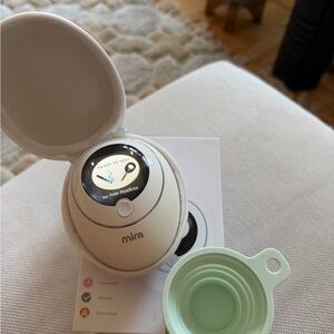 Mira Fertility Tracker with Mint Green Cup
